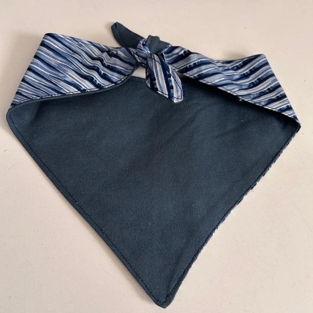 Brand New Handmade Reversible Dog Scarf & Bow Tie Size Medium - Picture 5 of 8